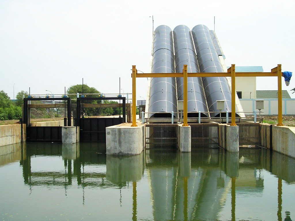 Screw Pumps 3 x 1500 L/s Capacity at Kapuk, Jakarta